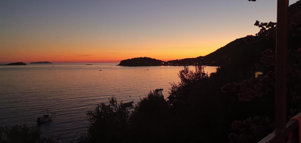 Holiday Home Prižba Dış mekan fotoğraf